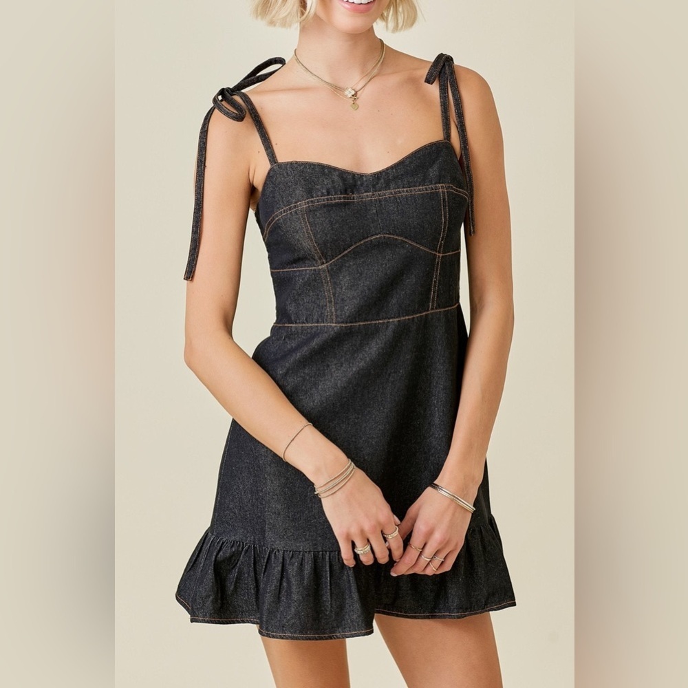 Day + Moon Black Wash Denim Ruffle Mini Dress NWT Juniors M or L Smocked